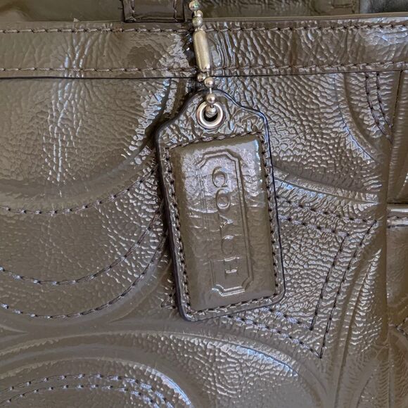 Coach Olive Green Embossed Patent Leather Tote / Shoulder Bag Medium Size - Picture 2 of 12